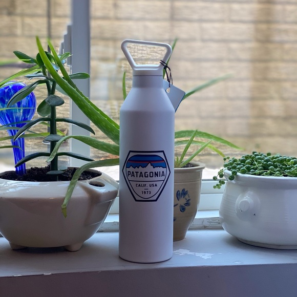 nwt Patagonia Miir Water Bottle White Logo Design - Picture 2 of 7